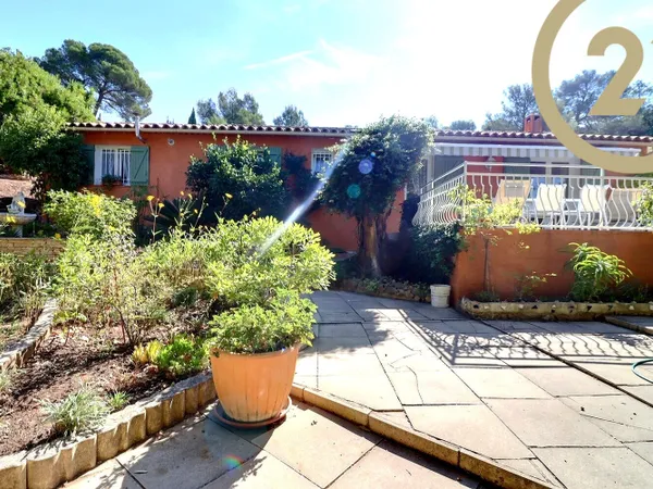 VENTE - FREJUS - TOUR DE MARE - VILLA 4 PIECES DE 92M2 AU CA 