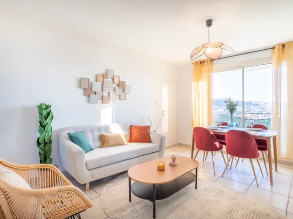 Propose colocation chambre Marseille 10ème - 3 chambres disponibles 