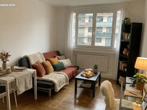 Studio "Prêt-à-vivre" - Secteur Henriville / Centre-Ville - 600 euros 