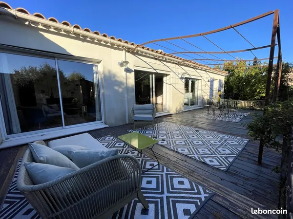 Villa 5 pièces 173 m² 