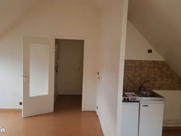 Studio 1 pièce 35 m² 