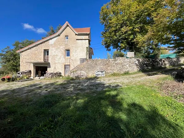 Maison traditionnelle 3 pièces 90 m² 