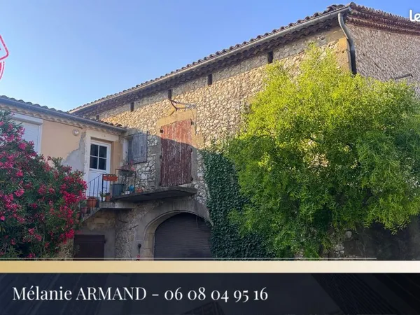 Remise 1 pièce 192 m² 