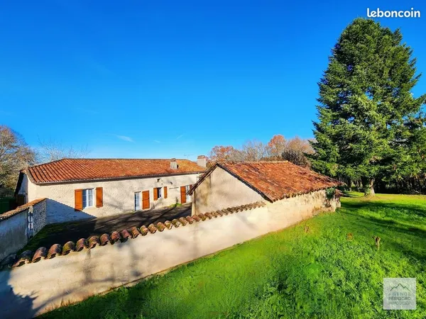 Grange 6 pièces 157 m² 