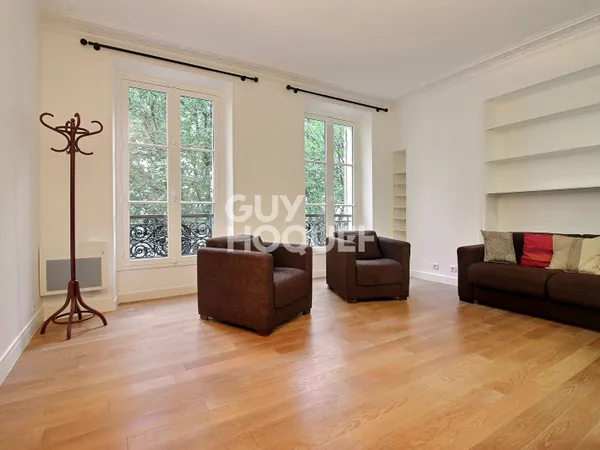 Appartement Paris 2 pièce(s) 44.01 m2 