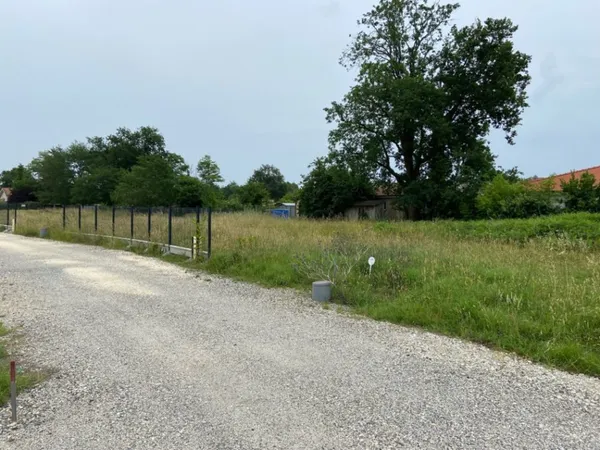 Terrain 1194 m² 