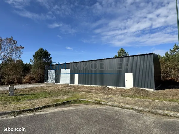 Local 90 m² Saint-Paul-lès-Dax 