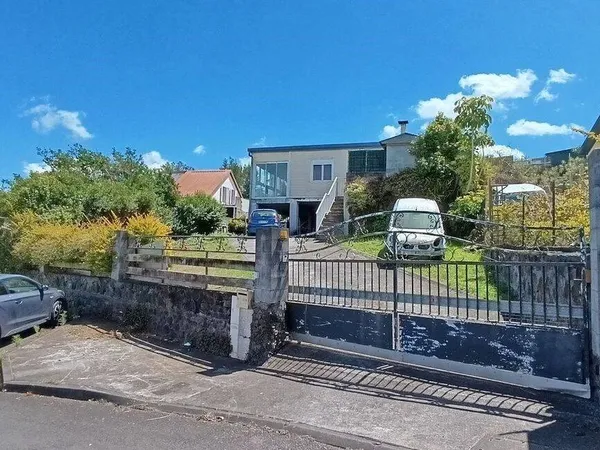 Maison 5 pièces 144 m² 