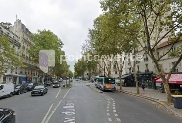 Local commercial 526 m² 