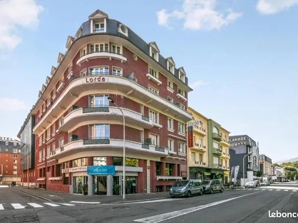 Studio 1 pièce 34 m² 