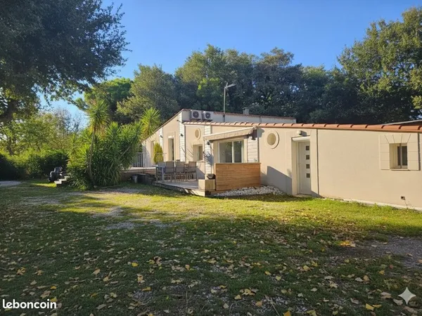 Maison 9 pièces 215 m² 