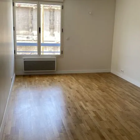 Appartement 1 pièce 27 m² 