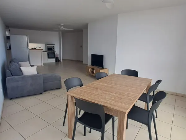 Appartement 4 pièces 94 m² 