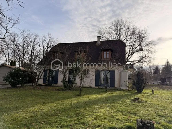 Maison 5 pièces 140 m² 