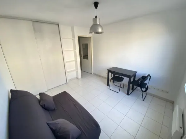 Appartement 1 pièce 19 m² 