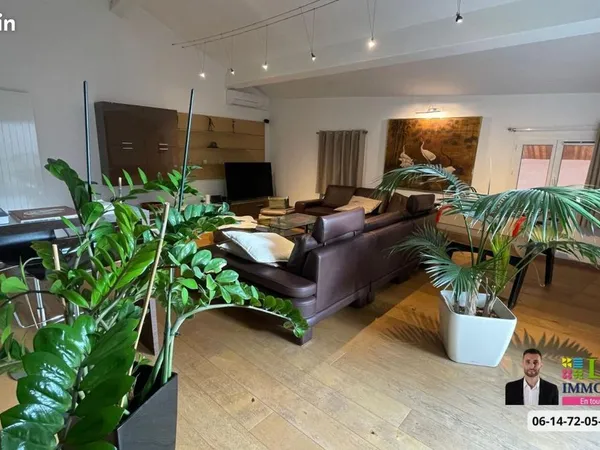 Duplex 5 pièces 211 m² 