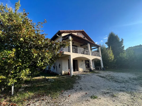 Maison 6 pièces 165 m² 