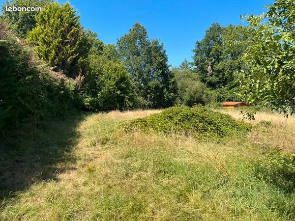 Terrain 1094 m² 