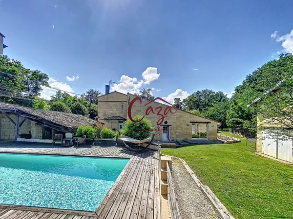 BELLE DEMEURE EN PIERRE - 240 M2 - 1800 M2 DE TERRAIN ARBORE : 