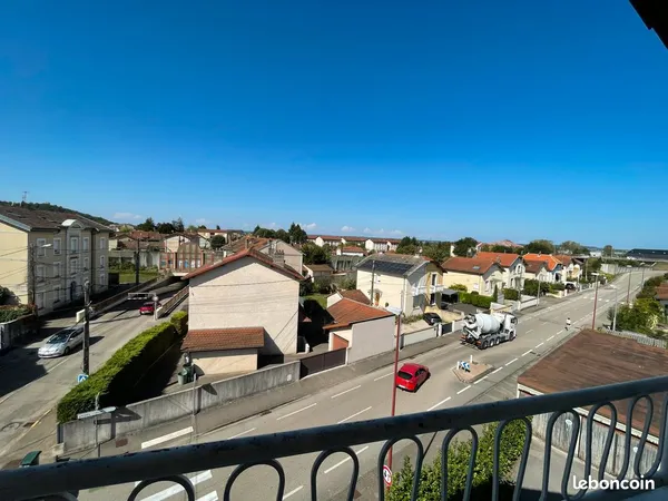 Grand appartement entièrement refait en 2024 