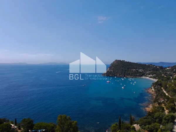 Rayol Canadel sur Mer - Villa 9 pièces - PC accepté 