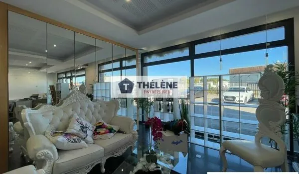 Local commercial 150 m² 