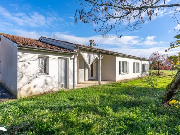 Villa de 9 pièces principales 