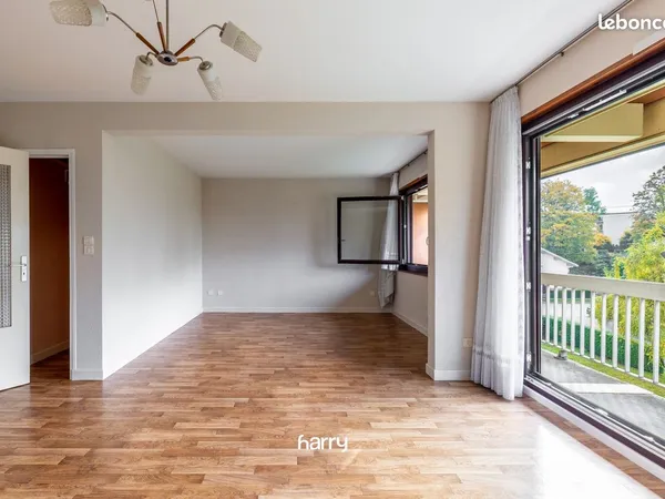 Appartement 4 pièces 82 m² 