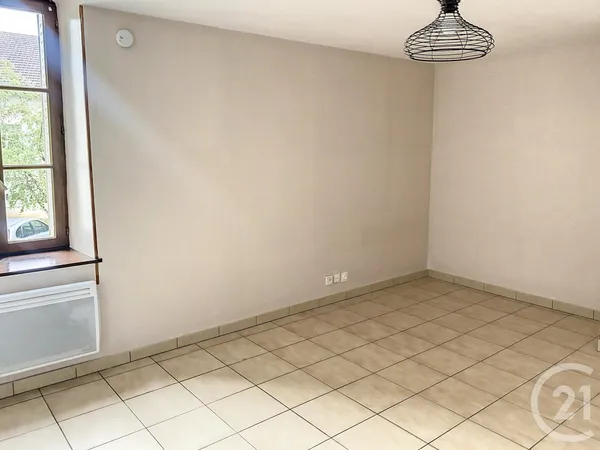 Studio 1 pièce 20 m² 