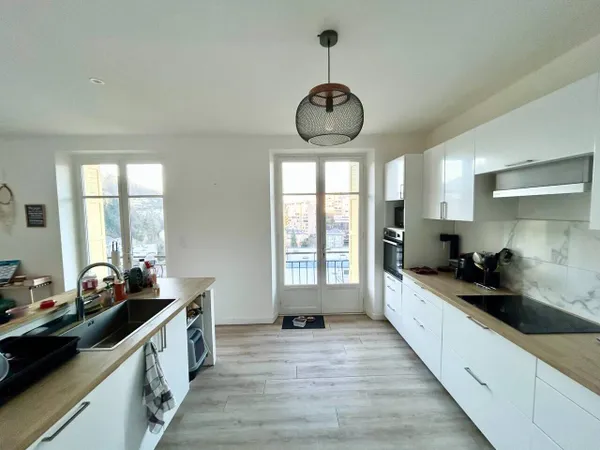 Appartement 4 pièces 89 m² 