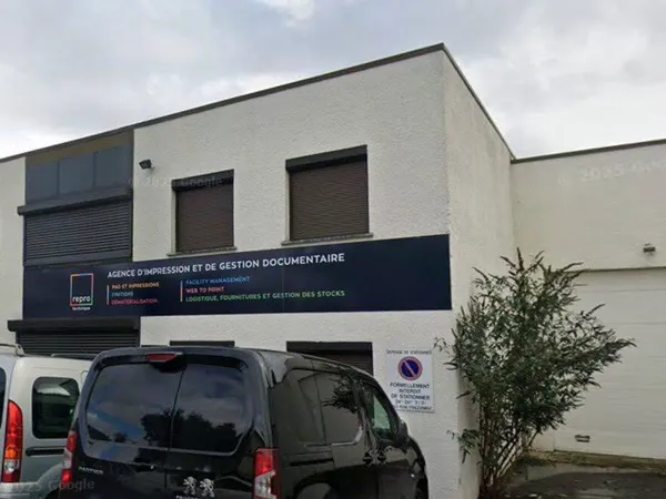 Entrepôt 1421 m² 