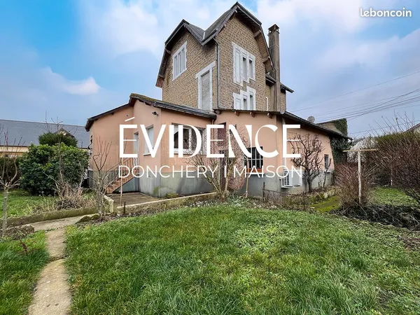 Maison 6 pièces 150 m² 