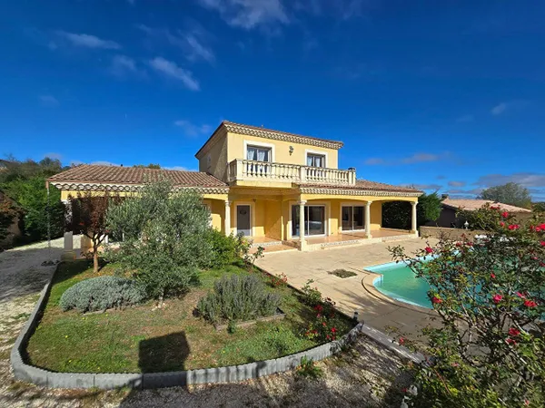 Maison 5 pièces 158 m² 