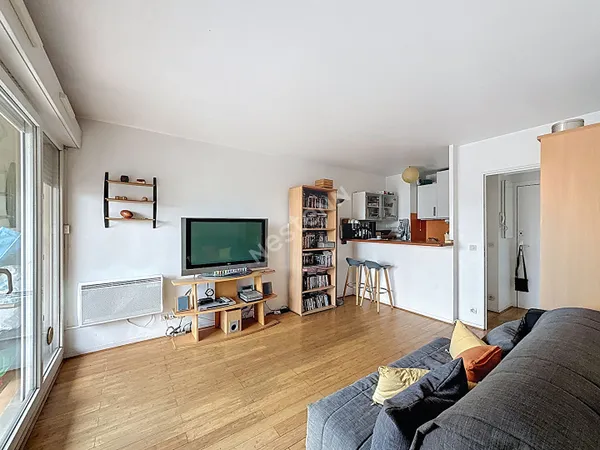 Appartement Montreuil 2 pièces 31 m2 5 minutes des métros CROIX DE CHAVAUX et ROBESPIERRE 