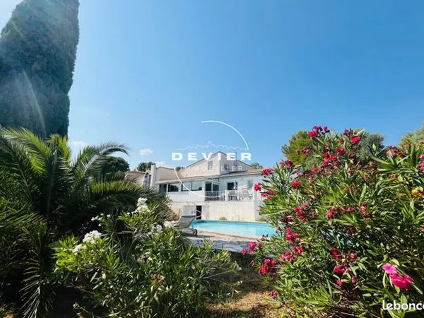 Maison 4 pièces 175 m² 