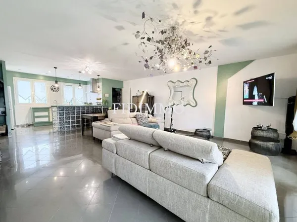 Immeuble de rapport 200 m²