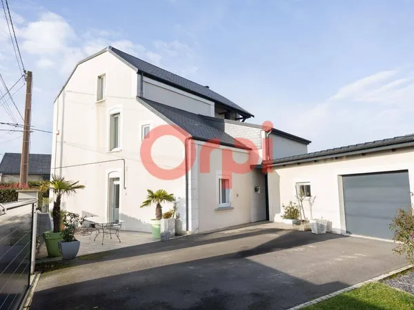 Maison 5 pièces 250 m² 