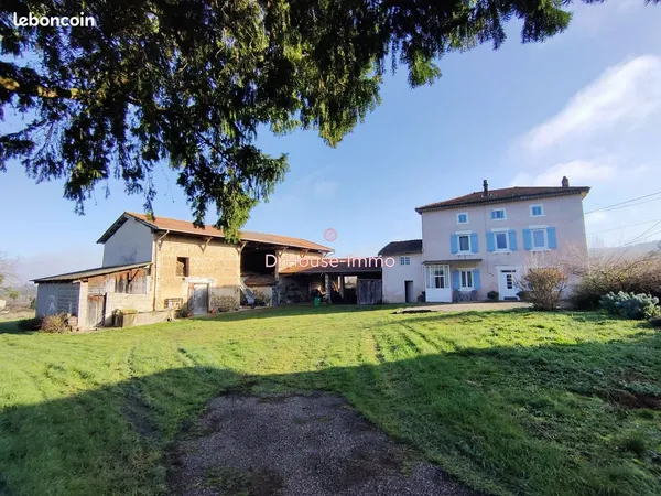 Propriété 6 pièces 160 m² 