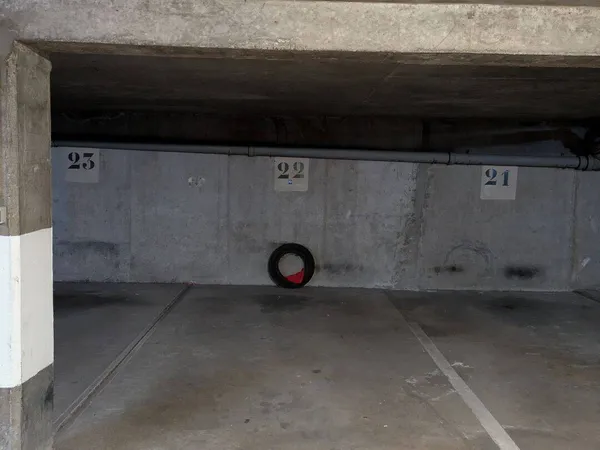 Parking 11 m² 