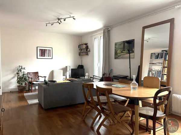 3 PIECES BAS MONTREUIL DERNIER ETAGE 