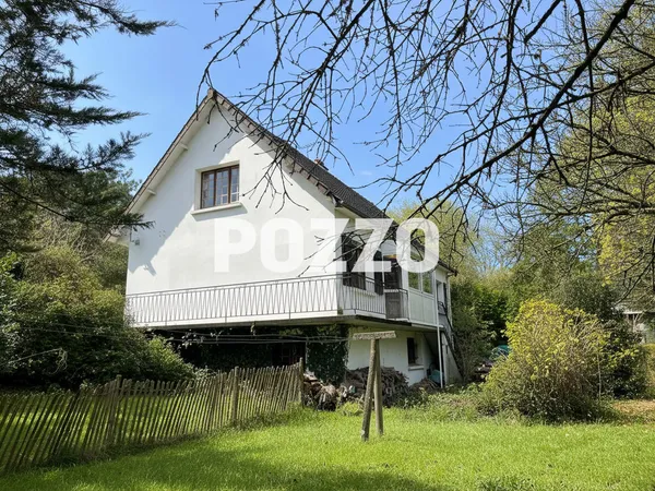 A vendre : Maison à YQUELON - 135 m2 - 4 chambres - 10 000m² de terrain. 
