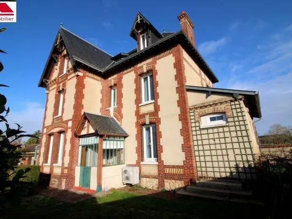 Maison 10 pièces 208 m² 
