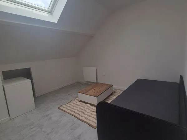 A loyer : beau studio meublé Ormesson sur Marne 