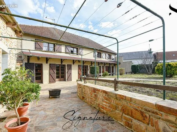 Maison 8 pièces 163 m² 
