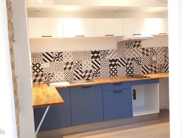 Grand T2 avec cours intérieur couverte 
