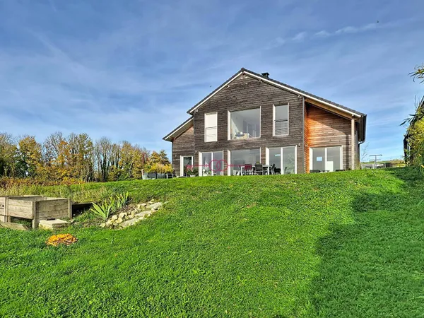 Maison 7 pièces 160 m² 