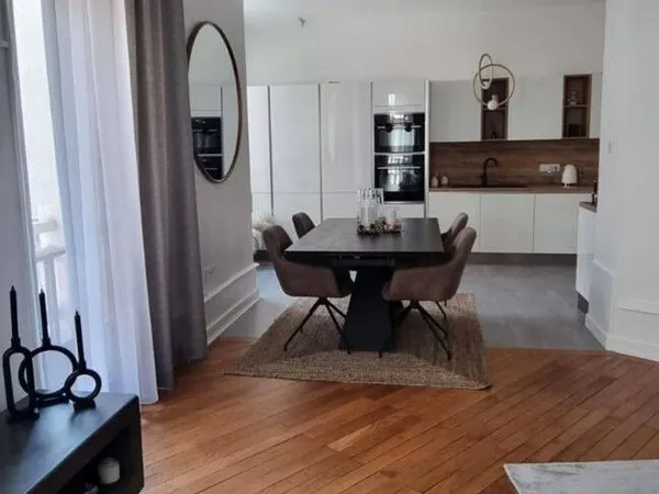 Appartement 3 pièces 82 m² 