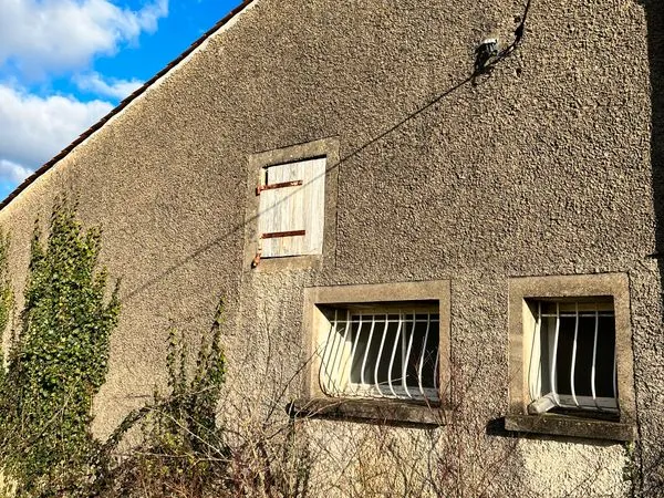 MAISON 140m2 env. PARCELLE de 2400 m² 