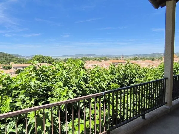 Maison 6 pièces 184 m² 
