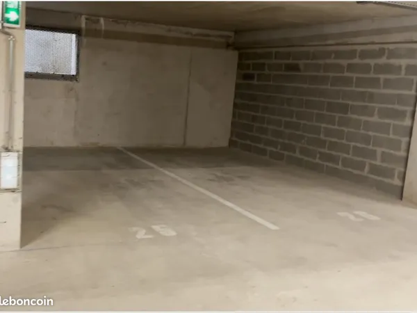 Location place de parking - 2 Rue Notre Dame - Le Mans 